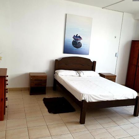 Guest House Mangui Baxu Rooms & Apartment Tarrafal  Esterno foto