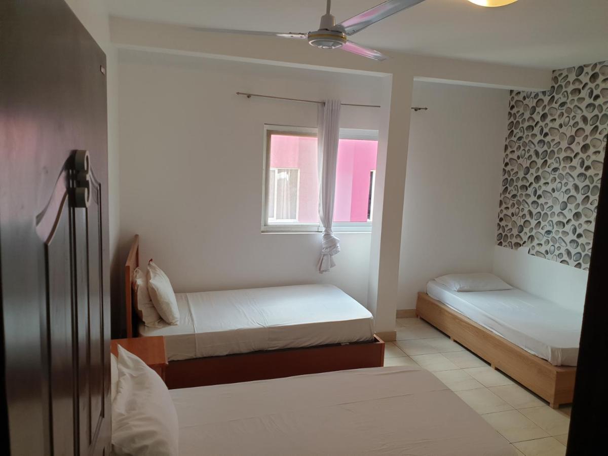 Guest House Mangui Baxu Rooms & Apartment Tarrafal  Esterno foto