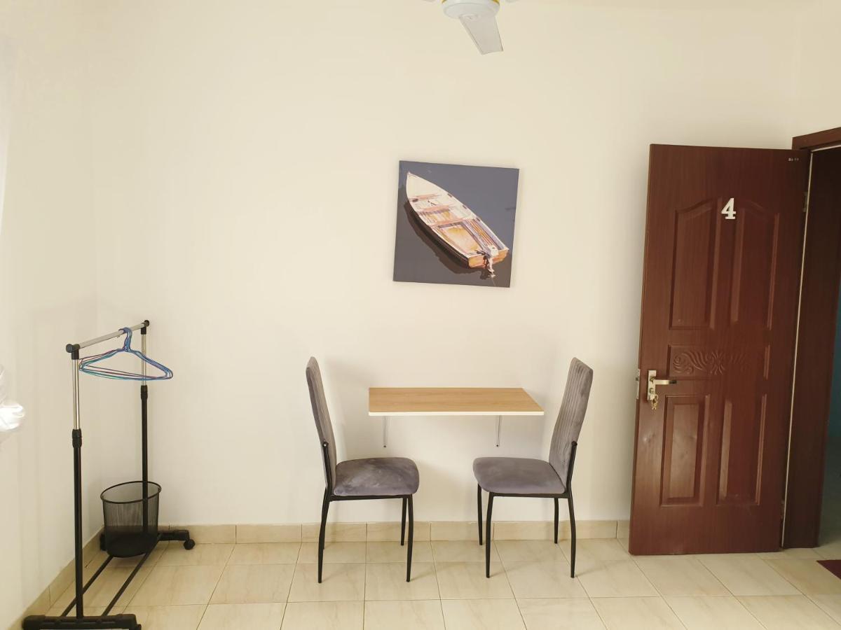 Guest House Mangui Baxu Rooms & Apartment Tarrafal  Esterno foto