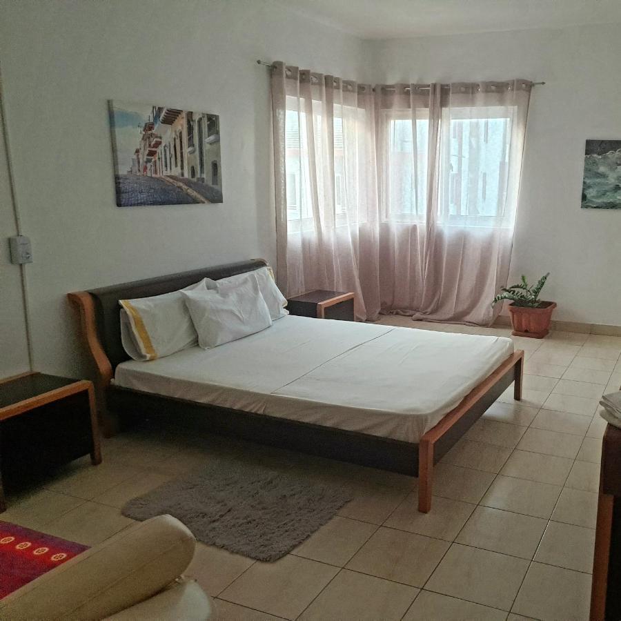 Guest House Mangui Baxu Rooms & Apartment Tarrafal  Esterno foto